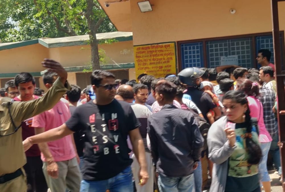 Tourist Heavy Crowd in Lachhiwala water stream broke record in summers 2019