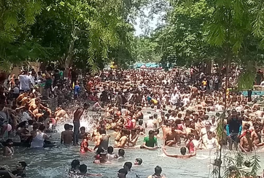 Tourist Heavy Crowd in Lachhiwala water stream broke record in summers 2019