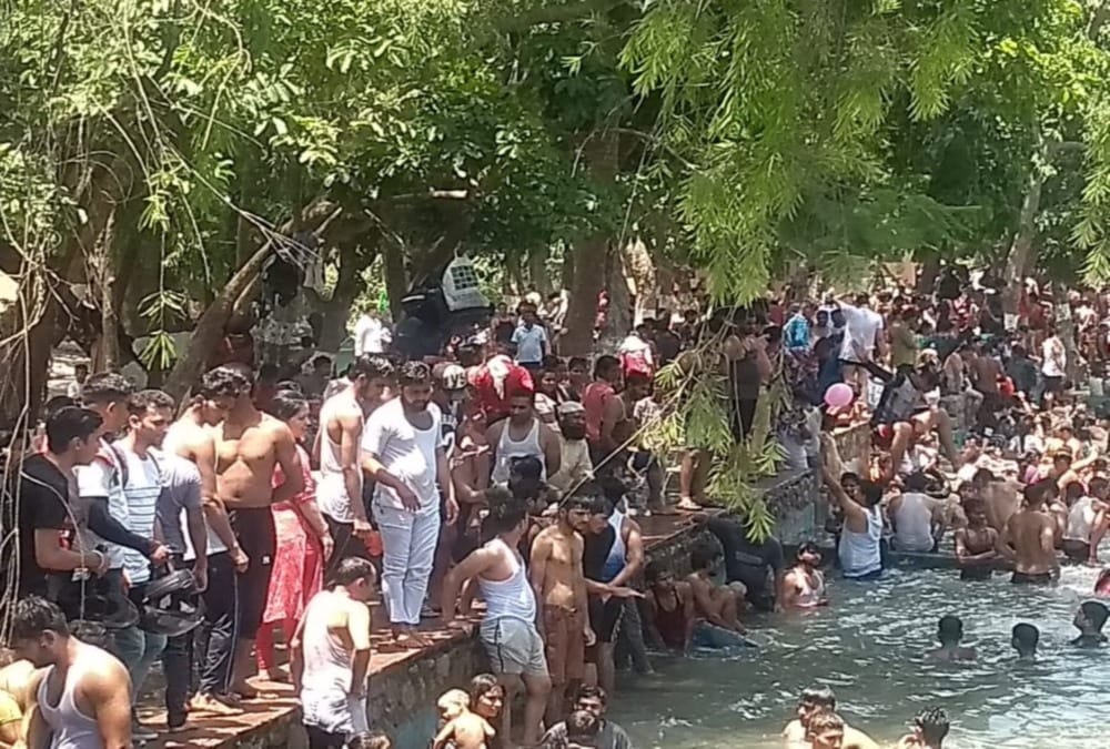 Tourist Heavy Crowd in Lachhiwala water stream broke record in summers 2019