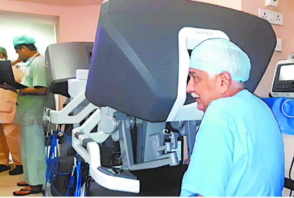 SGPGI becomes first robotic surgery center of Uttar Pradesh.