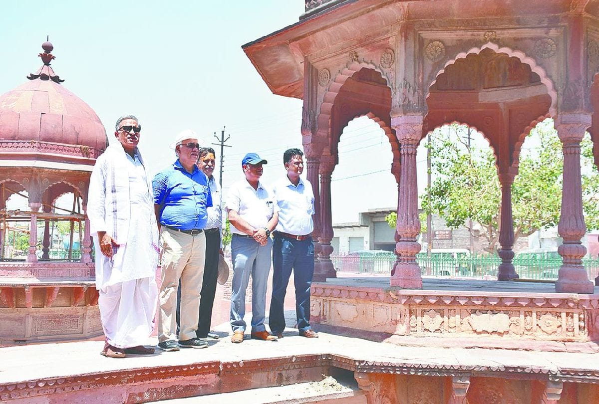 urban and housing secretary inspection of development works in vrindavan