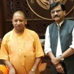 मुख्यमंत्री योगी आदित्यनाथ के साथ शिव सेना के संजय राउत