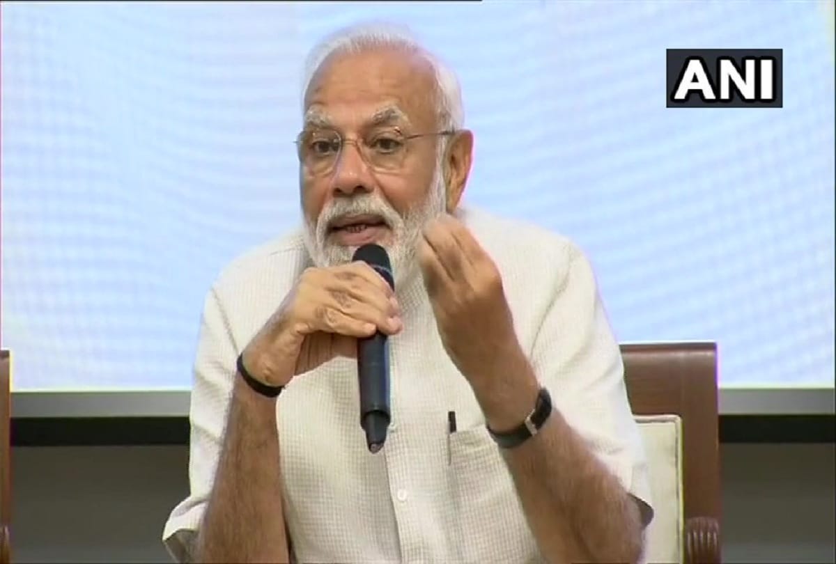 PM Narendra Modi met Secretaries of GoI at his residence