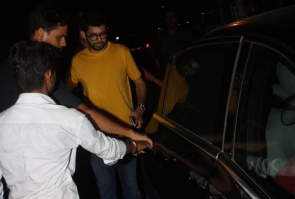 disha patani dinner out with Aditya Thackeray users trolled tiger shroff