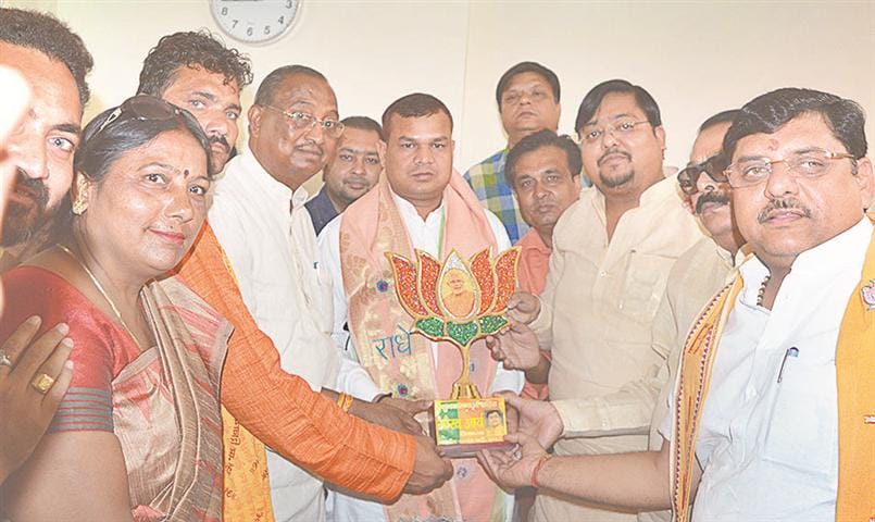 Minister pays tribunal about schemes