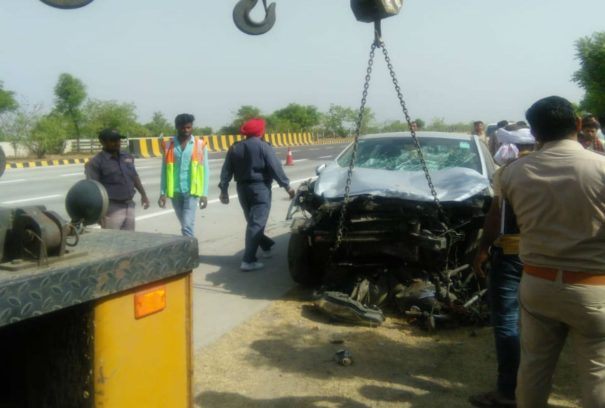 Five people died in accident on yamuna expressway in mathura