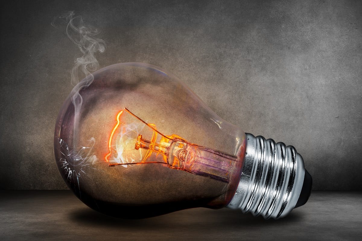 Power crisis continues in Uttar Pradesh.