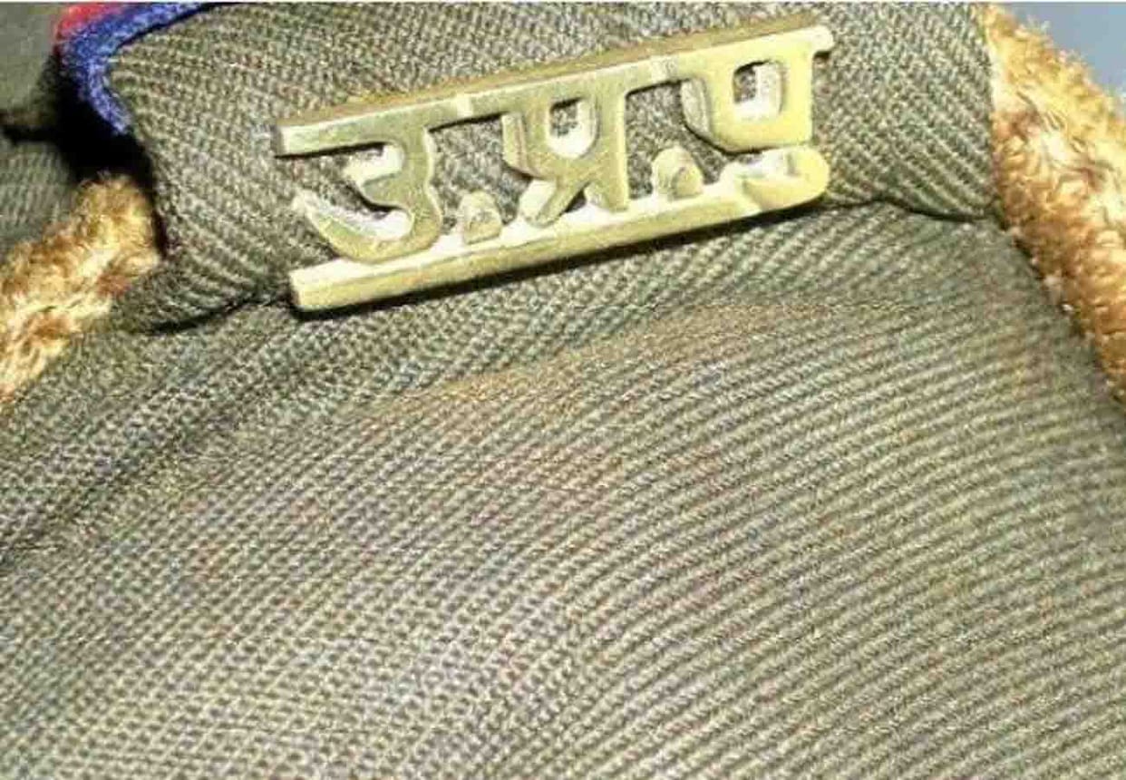 serious allegations on policeman by lady in kannauj