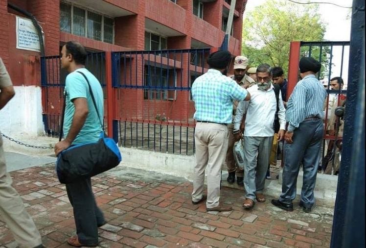 Justice to Girl Child, Kathua Gangrape Case accused in Pathankot Court