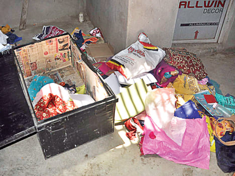 Soldier's wife dies due to dacoity