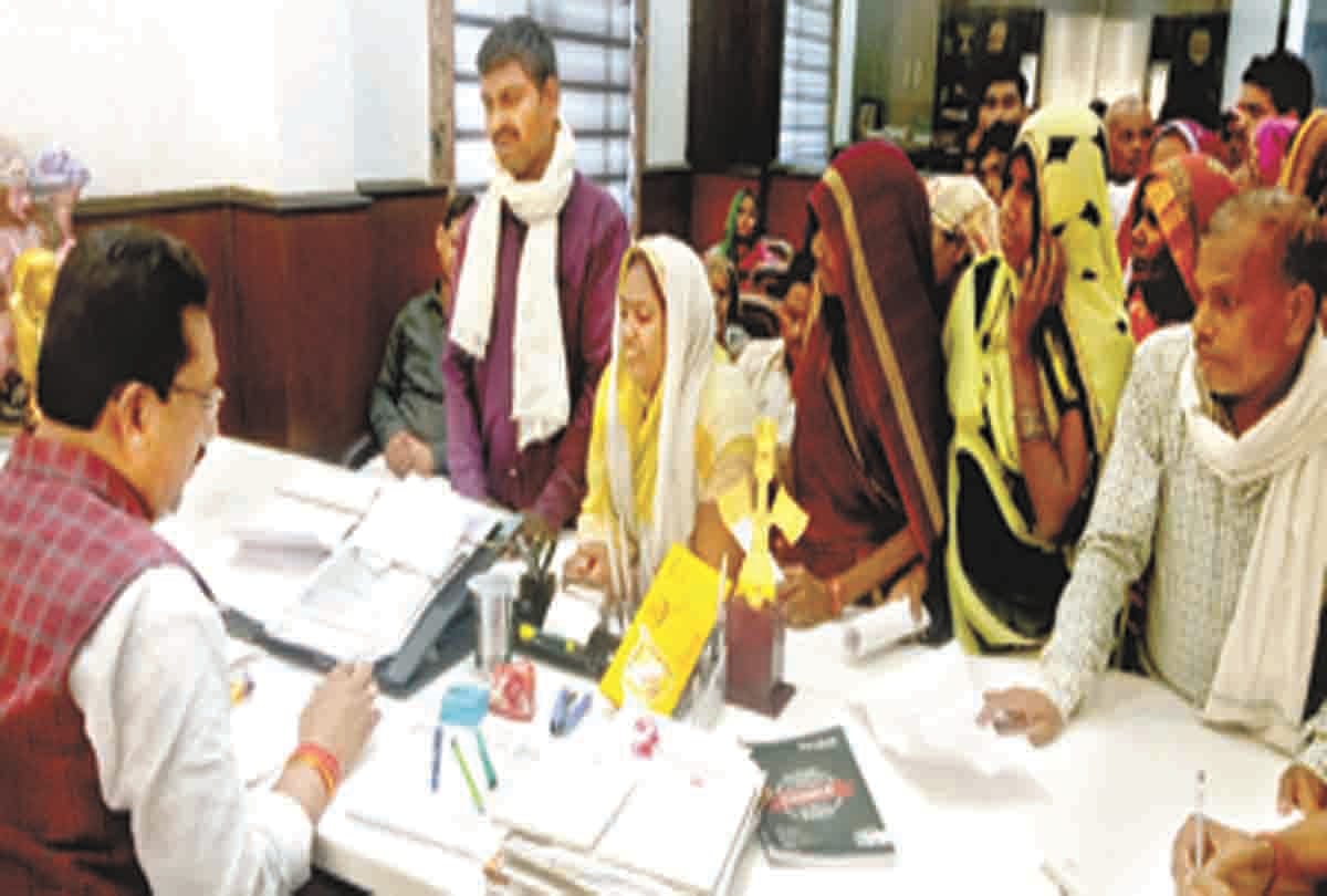 people met with mla and told the problems