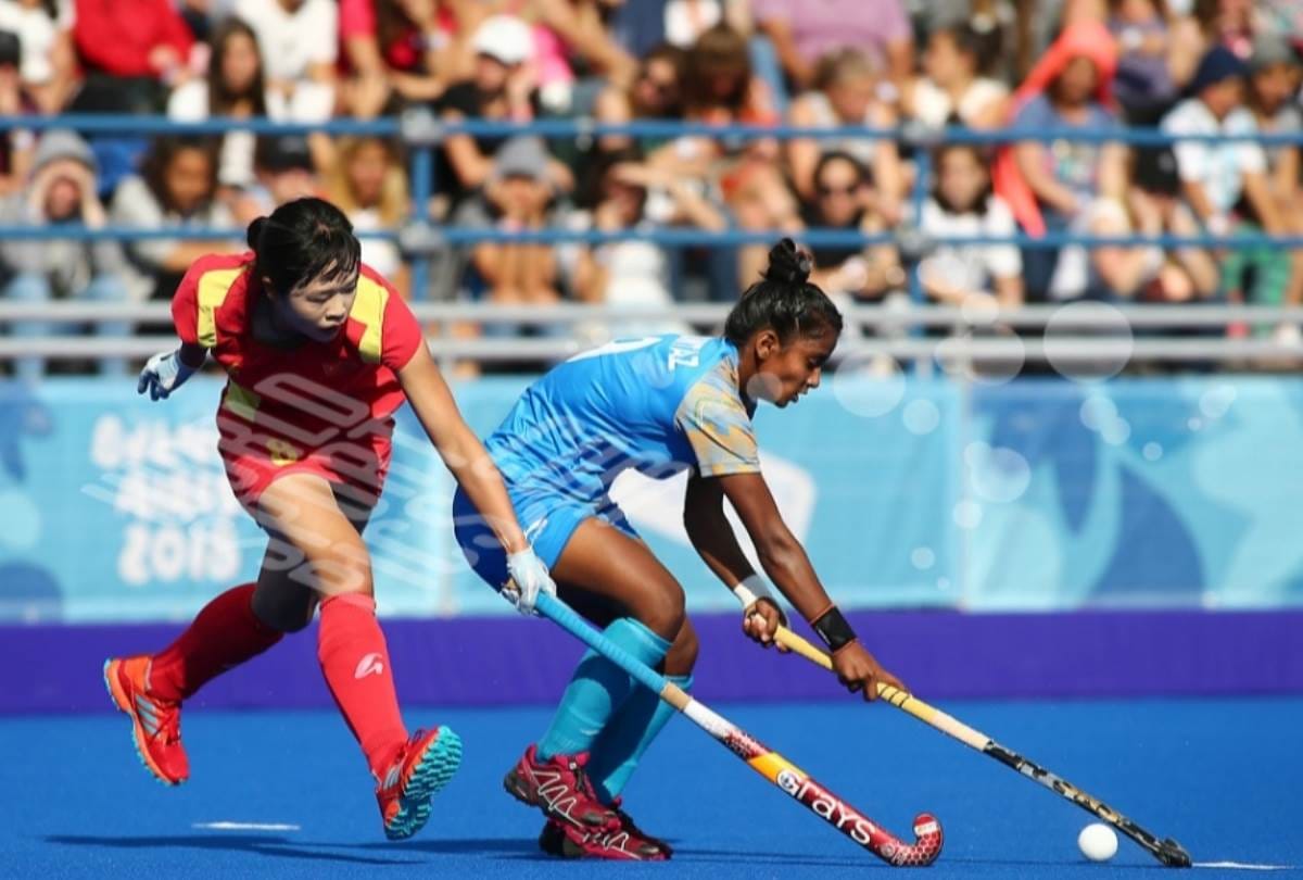 know about hockey player mumtaz khan