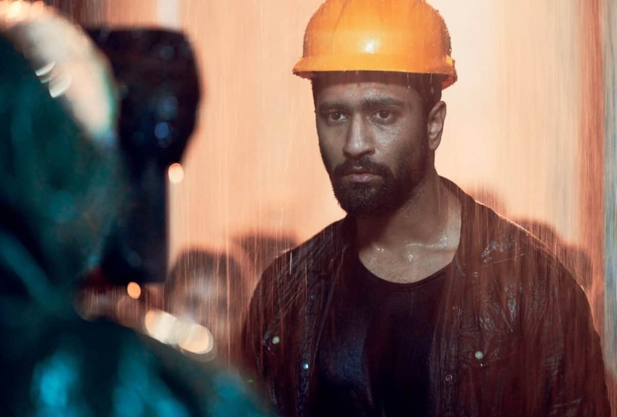 vicky kaushal and bhumi pednekar starrer bhoot first poster out