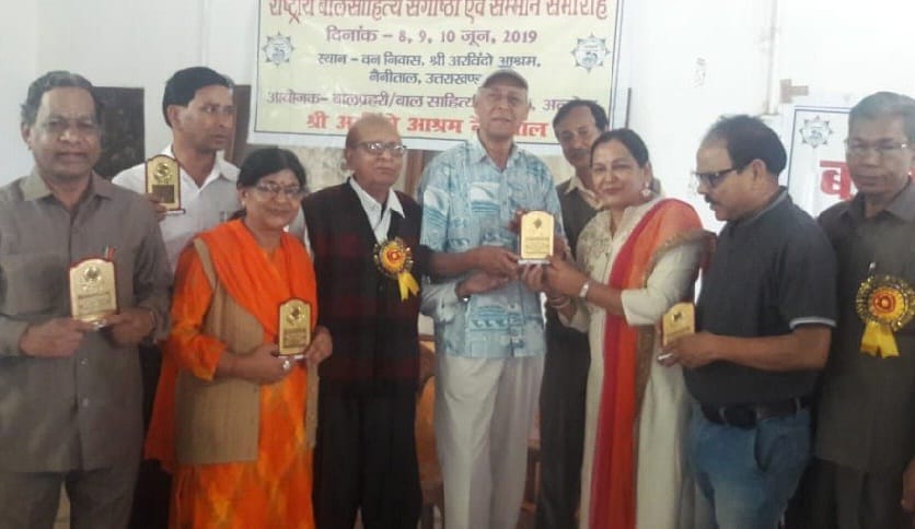 बच्चों तक बालसाहित्य पहुंचाना है चुनौती  :  शेखर पाठक