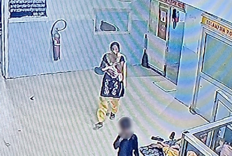 Woman steals new born baby from civil hospital of Fatehabad
