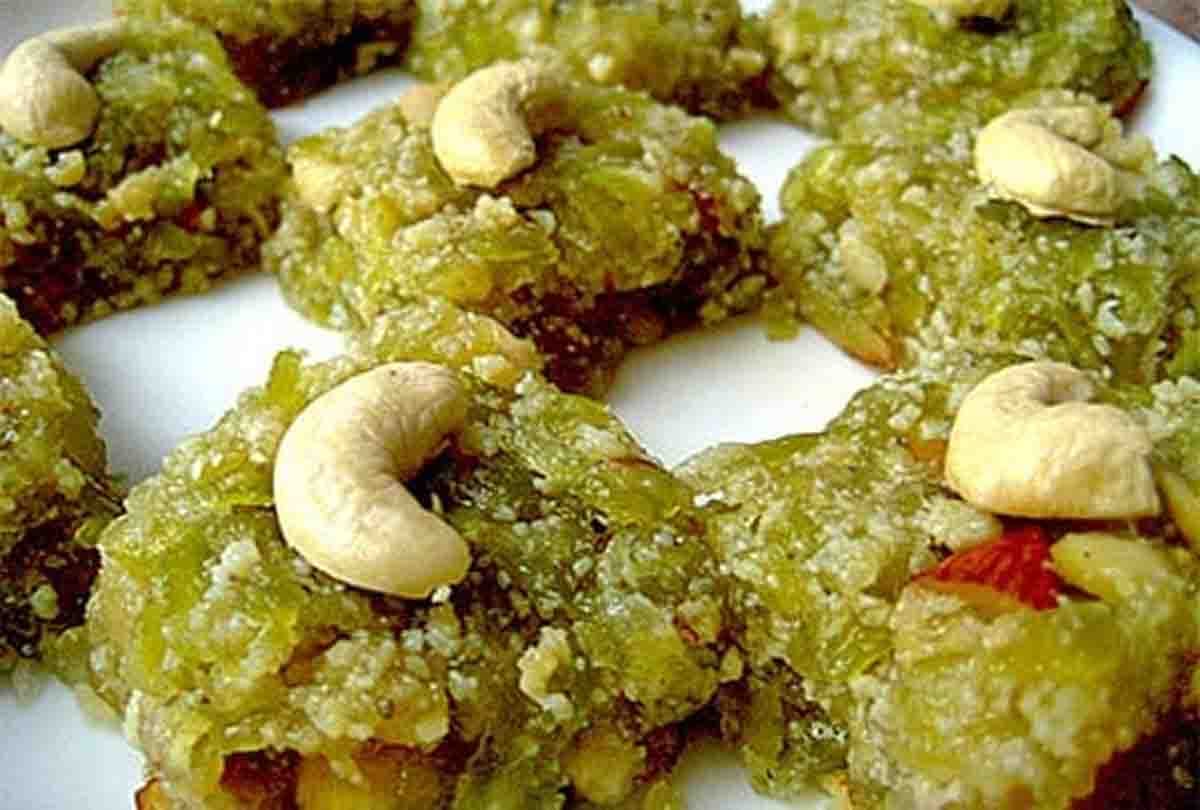 50 victims food poisoning in uttar pradesh