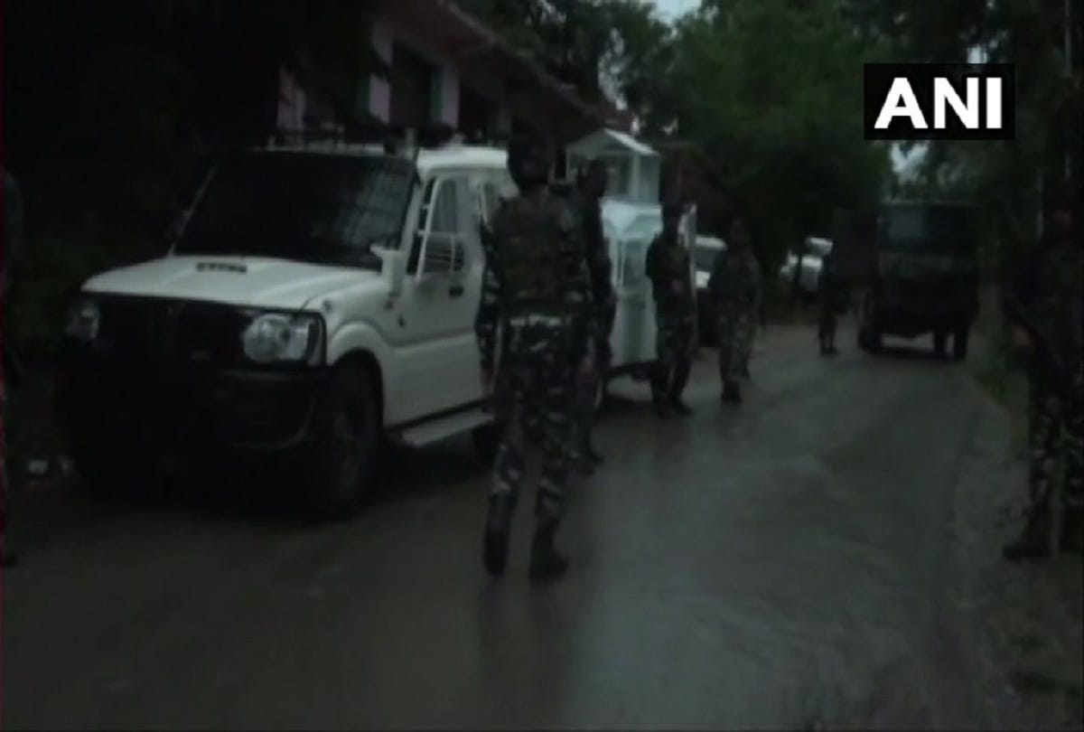 Jammu Kashmir: Brief encounter in Shopian, terrorists escaped by dodging security forces