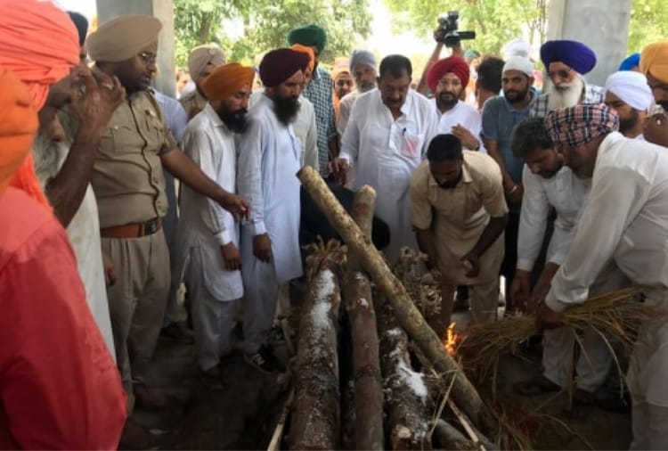 Fatehveer Singh Funeral, Child was rescued from borewell at Sangrur and died at pgi chandigarh