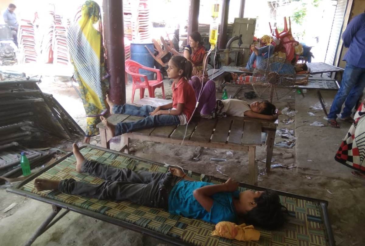 food poisoning in gonda, 80 people effected