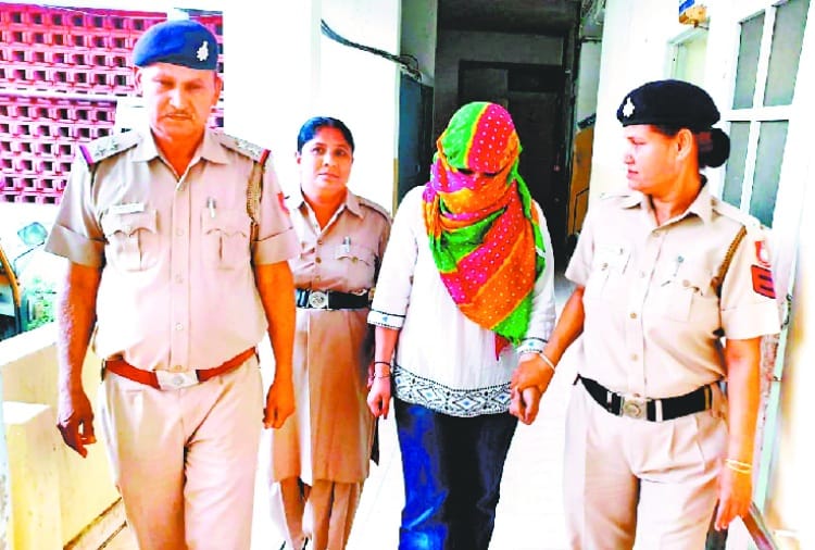 immigration fraud queen rashmi negi arrest by chandigarh police
