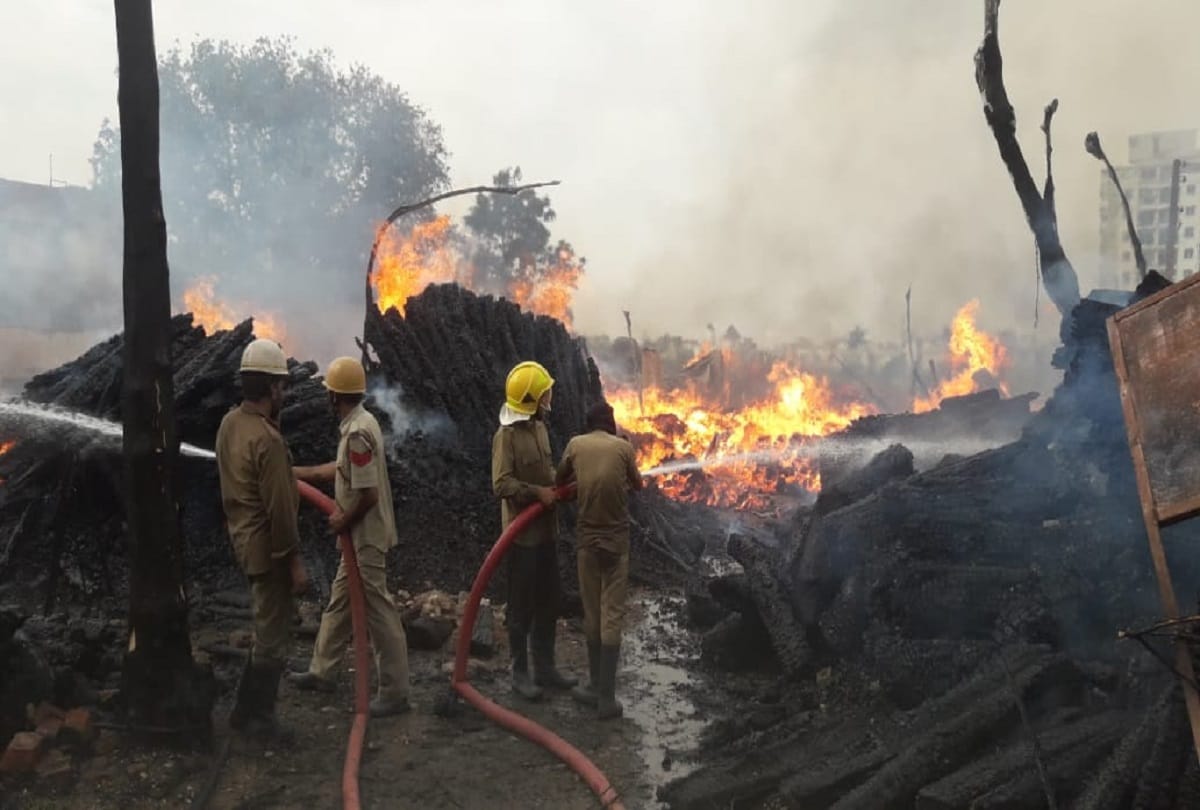 Fire broke out at wood timber at akhnoor road jammu