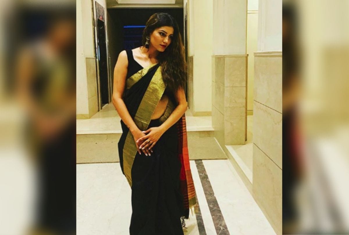 sapna choudhary look in saree users asked is she pregnant