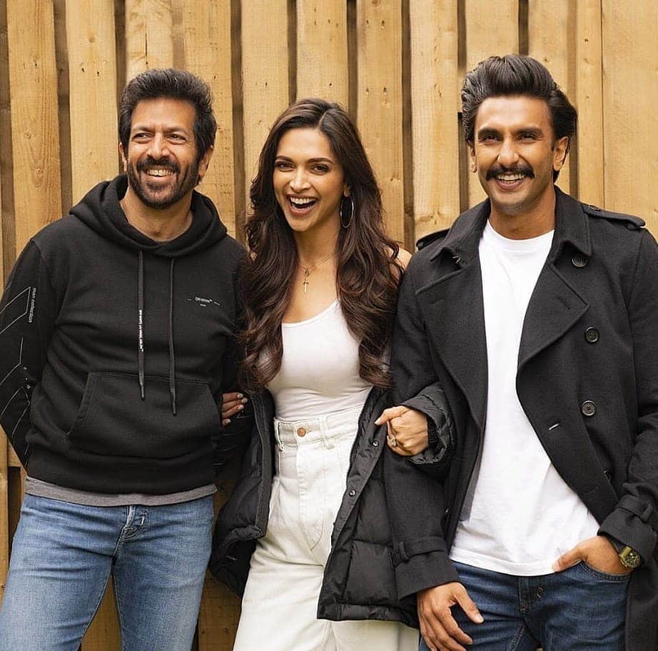 deepika padukone share ranveer singh old picture fans ask is she missing