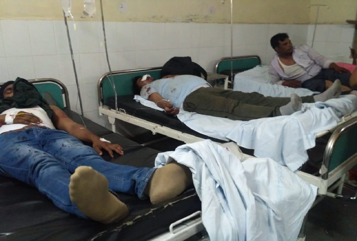 Two roadways buses collided twenty injured