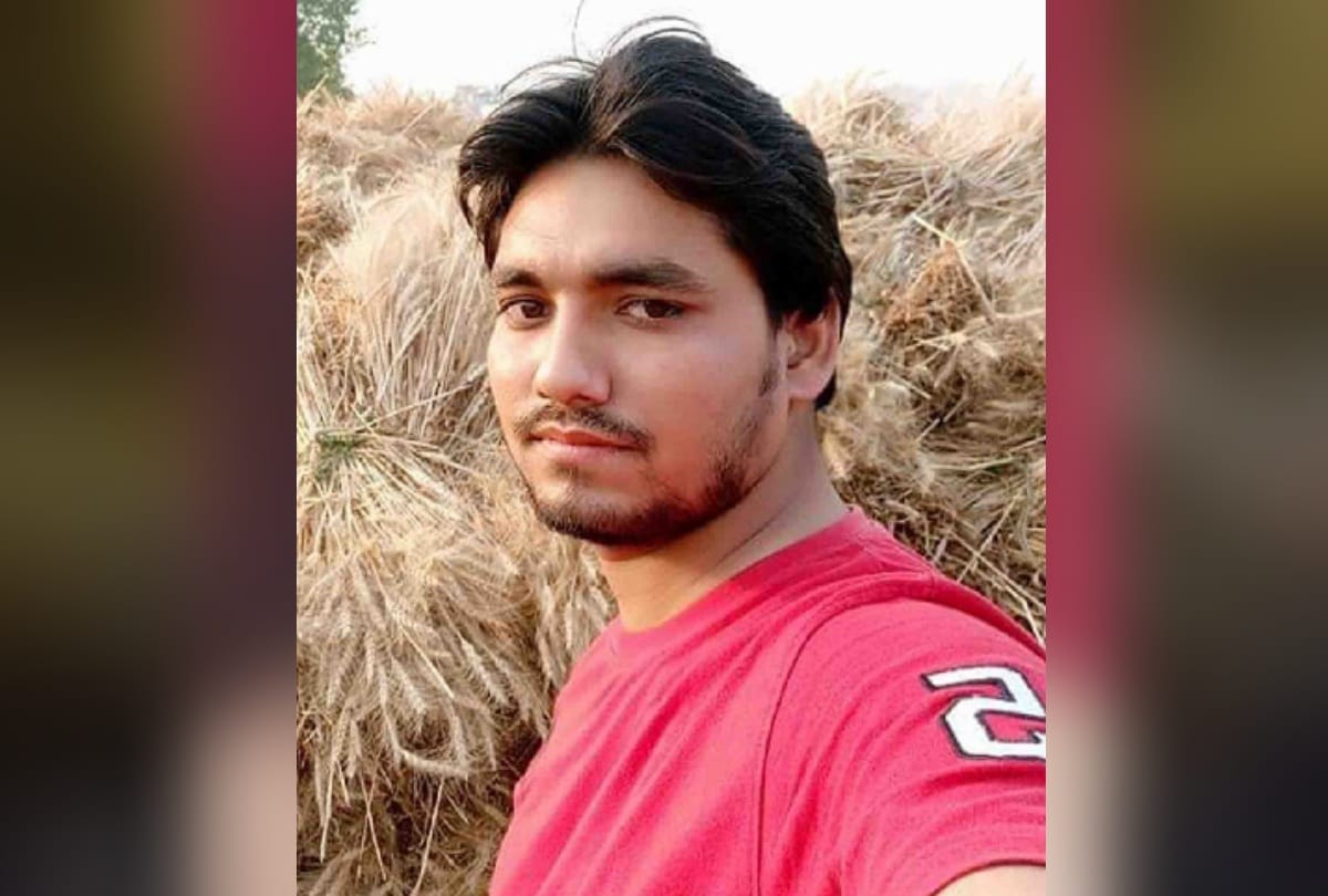 big road Accident on yamuna expressway three dead