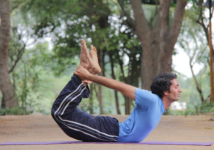 Yoga Class, Dhanurasana Benficial to Loose Extra Fat from Body
