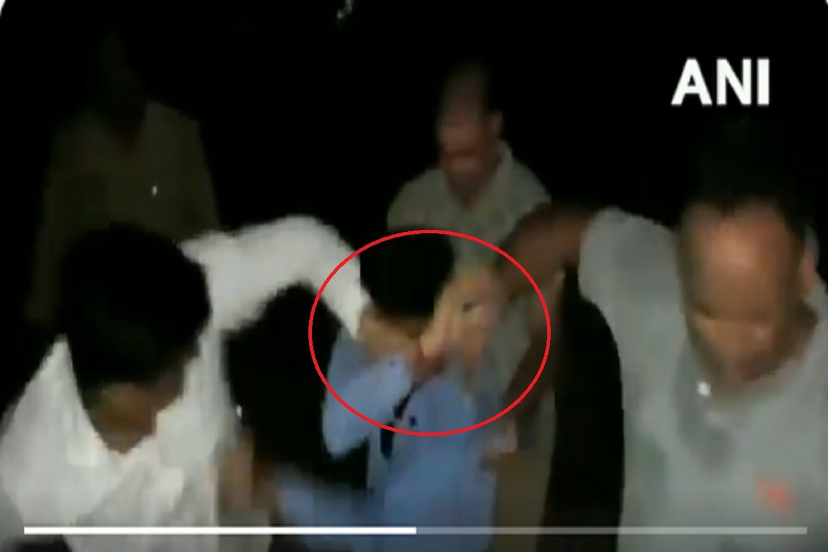 GRP Police men beaten up a journalist in Shamli