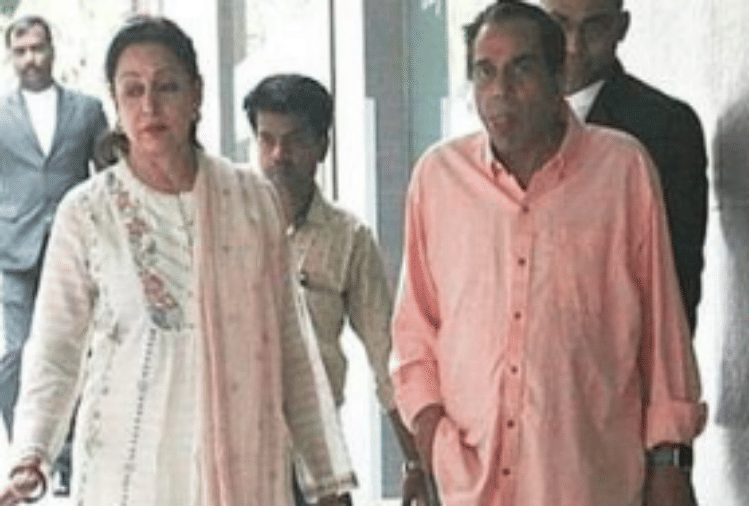 hema malini and dharmedra meet to esha deol becomes mother