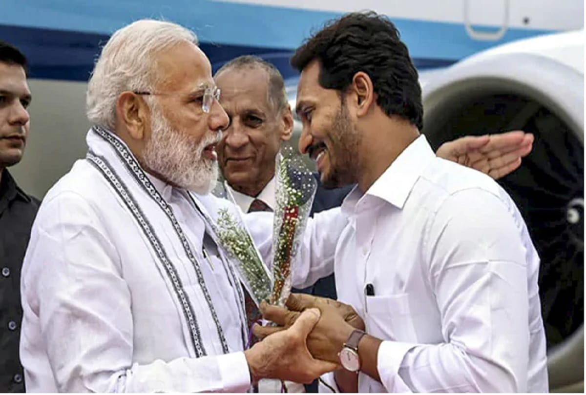 Andhra Pradesh government liked the cleanliness of varanasi.