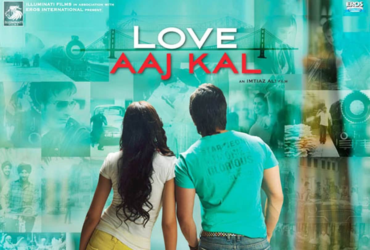 Love Aaj Kal Actress Sara Ali Khan Reaction on Comparison With Ananya Panday And Janhvi Kapoor
