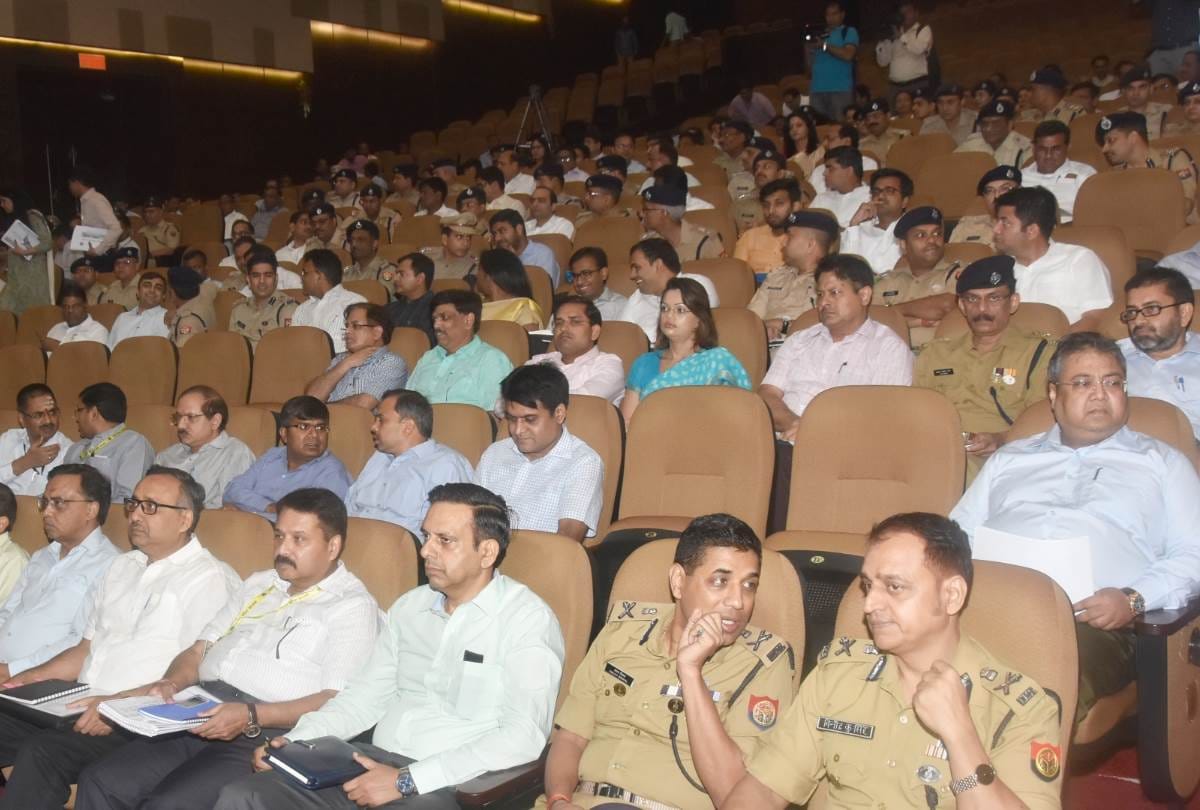 cm yogi adityanath strict in law and order review meeting officials submit mobiles