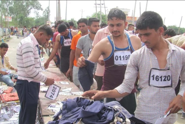 Government Jobs, Haryana Staff Selection Commission Recruitment on 6400 Posts of police