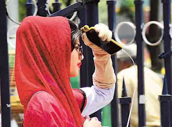 sun bathe is essential for women health