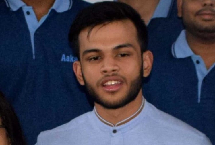 एम्स और नीट में तीसरी रैंक पाने वाले अक्षत बोले सपना पूरा हुआ Akshat