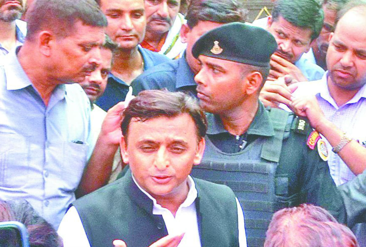 Akhilesh yadav slams Yogi Government over law and order situation up