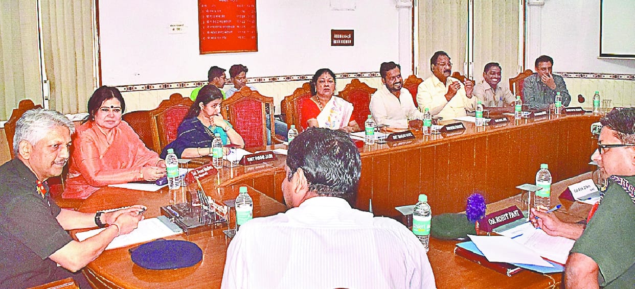 Cantt board will collect tax from railway stations