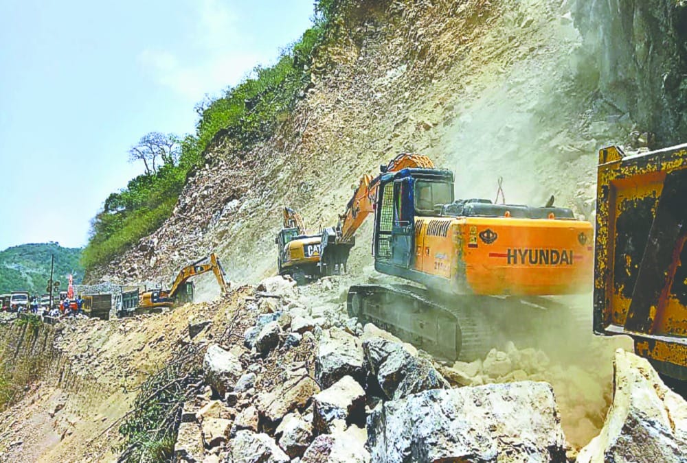 Rishikesh Gangotri highway open after 44 hours after landslide