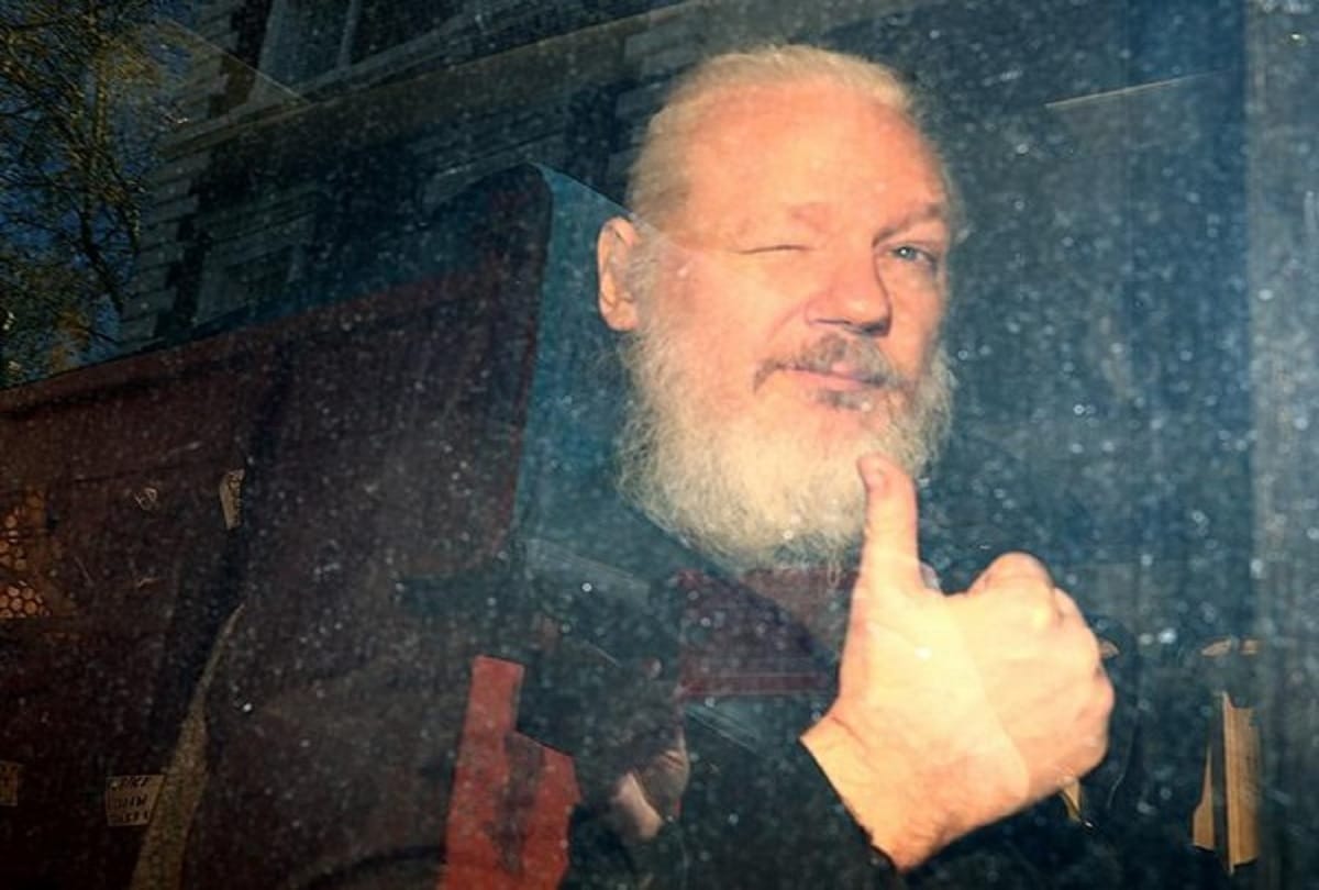 UK Home Secretary signed a request for Julian Assange to be extradited to US