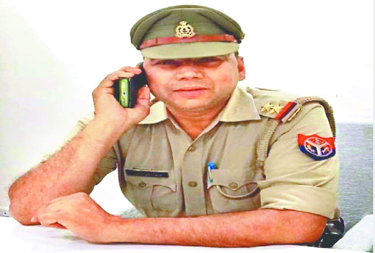 big revealing by taxi driver in honey trap case noida