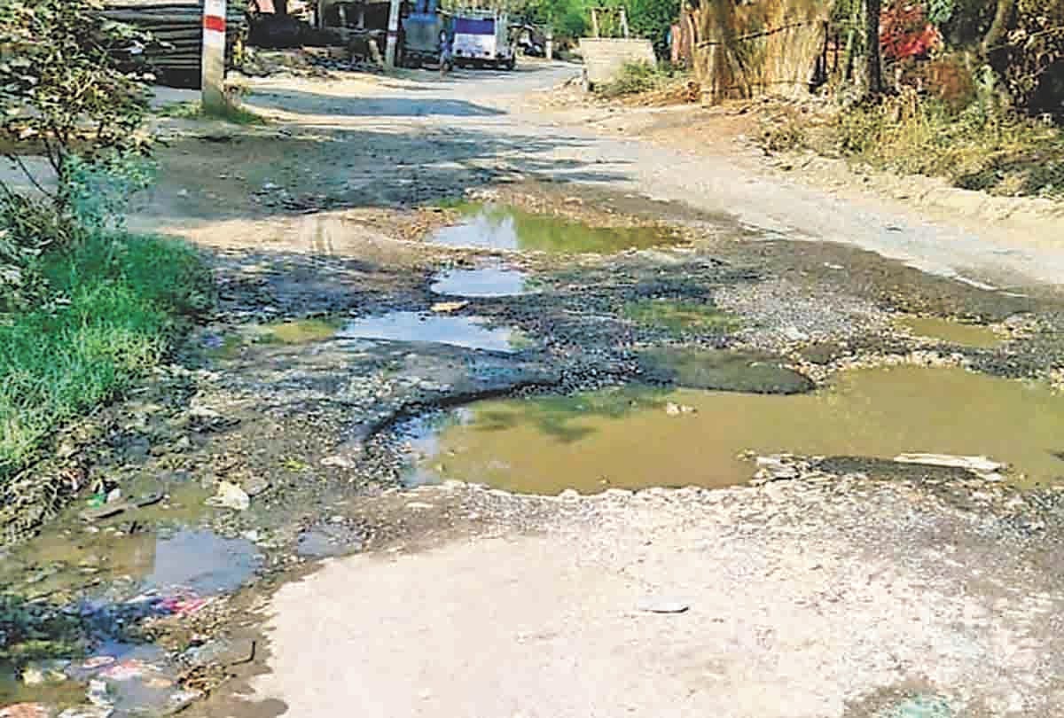 High corruption in maintenance of 107 roads.