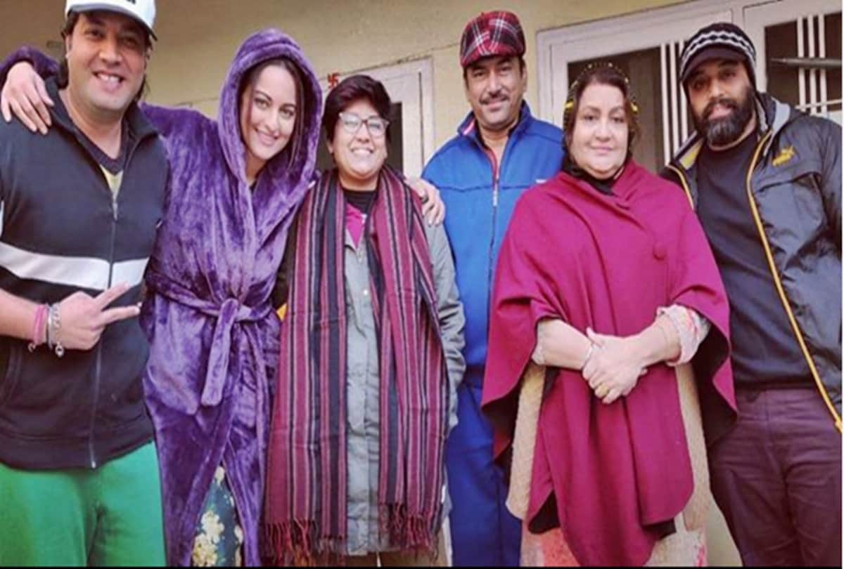 Sonakshi Sinha new film gets a title Khandaani Shafakhana, rapper badshah taunted actress