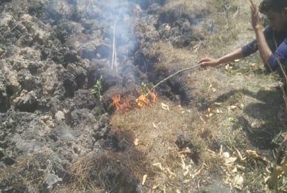 People scared to see the smoke coming out from land in Lakhimpur Kheri