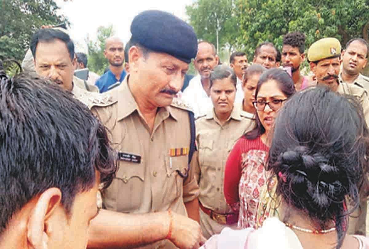 youth died in a road accident in kaushambi