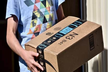 amazon to tieup with kirana stores to fight with reliance jio ecommerce venture