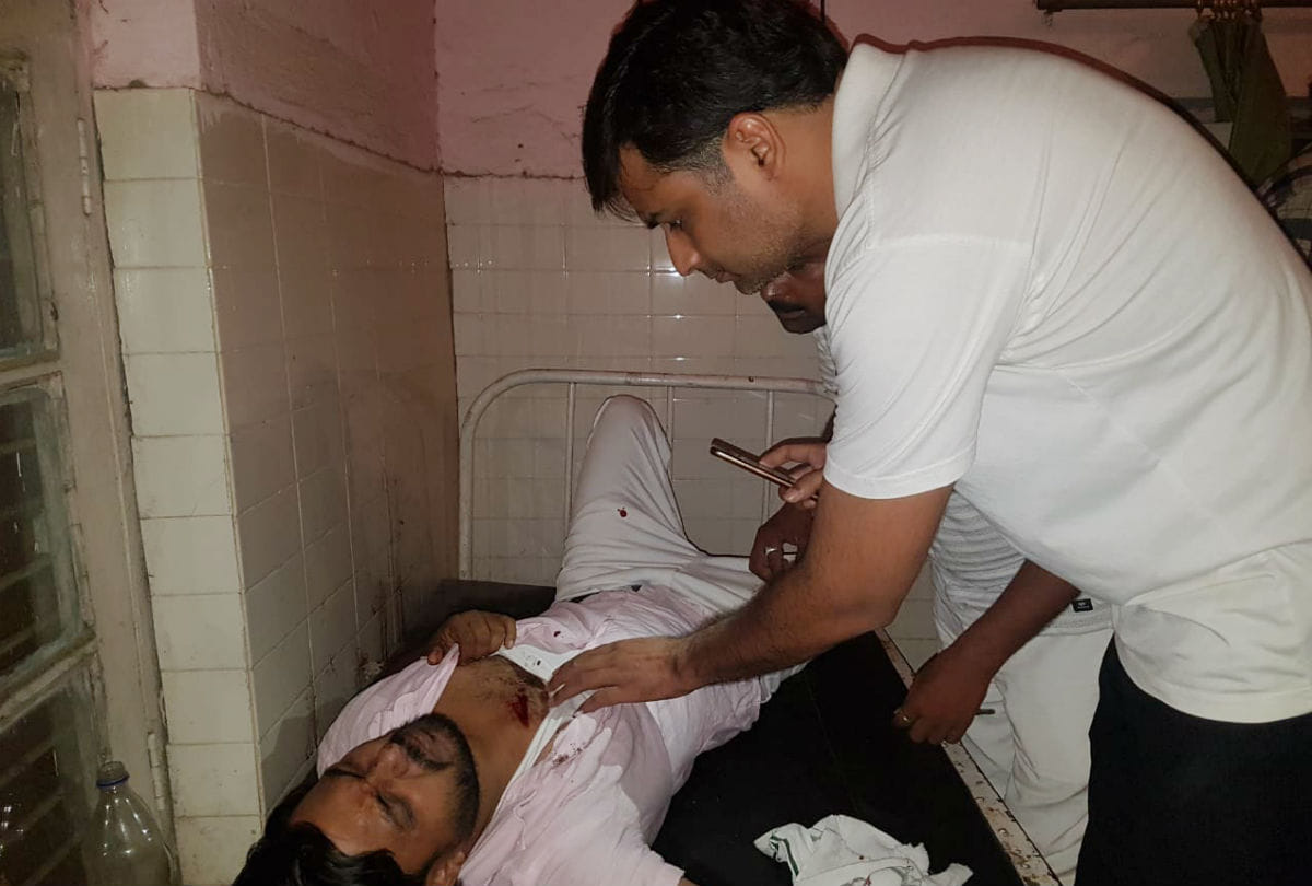 gun fire attacks on gram pradhan in kishani crime news hindi
