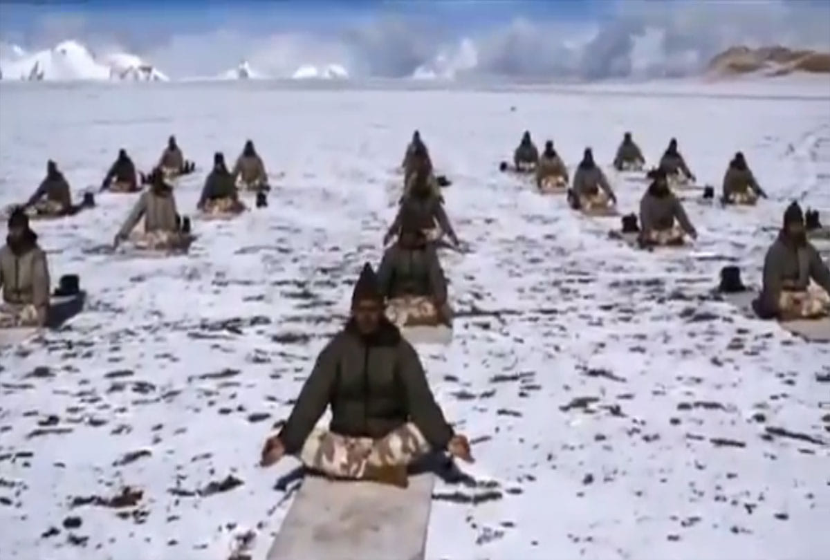 InternationalYogaDay: ITBP performs yoga at an altitude of 18,000 feet in Ladakh